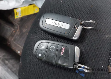 2016 Jeep Renegade Latitude z USA, uszkodzony, nr VIN ZACCJBBT6GPC65717